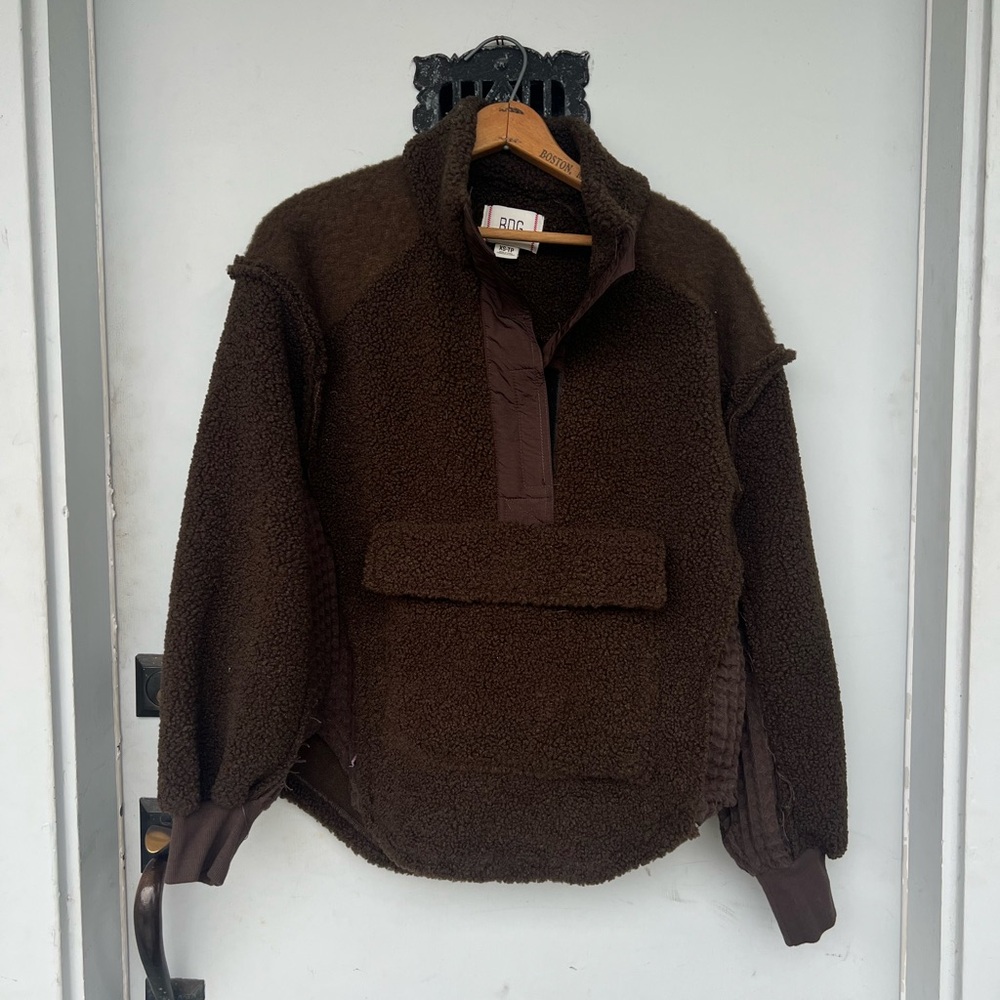 Urban Outfitters Kas Sherpa Teddy Fleece Pullover